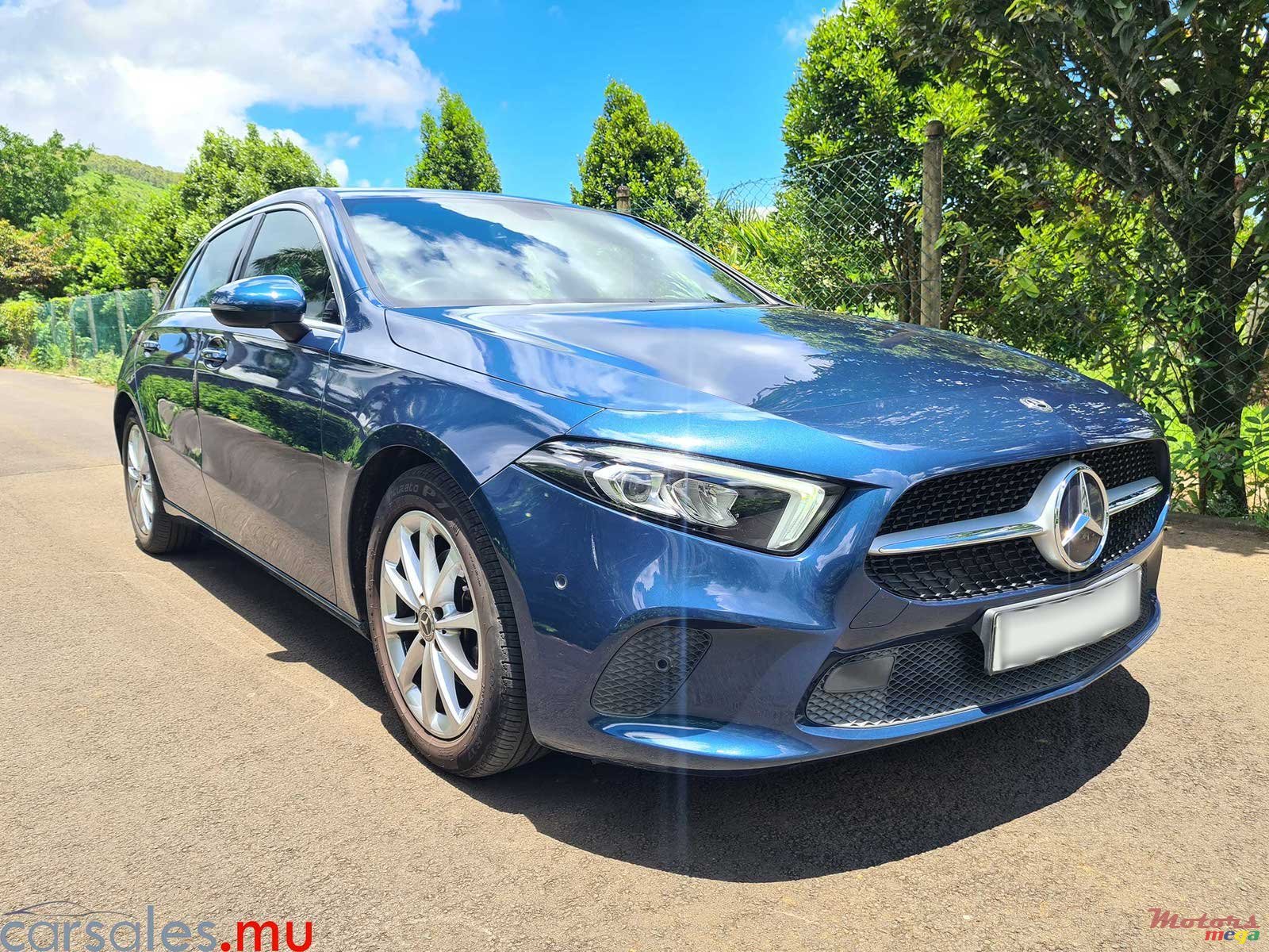 2019' Mercedes-Benz A 180 1.3 Progressive photo #1