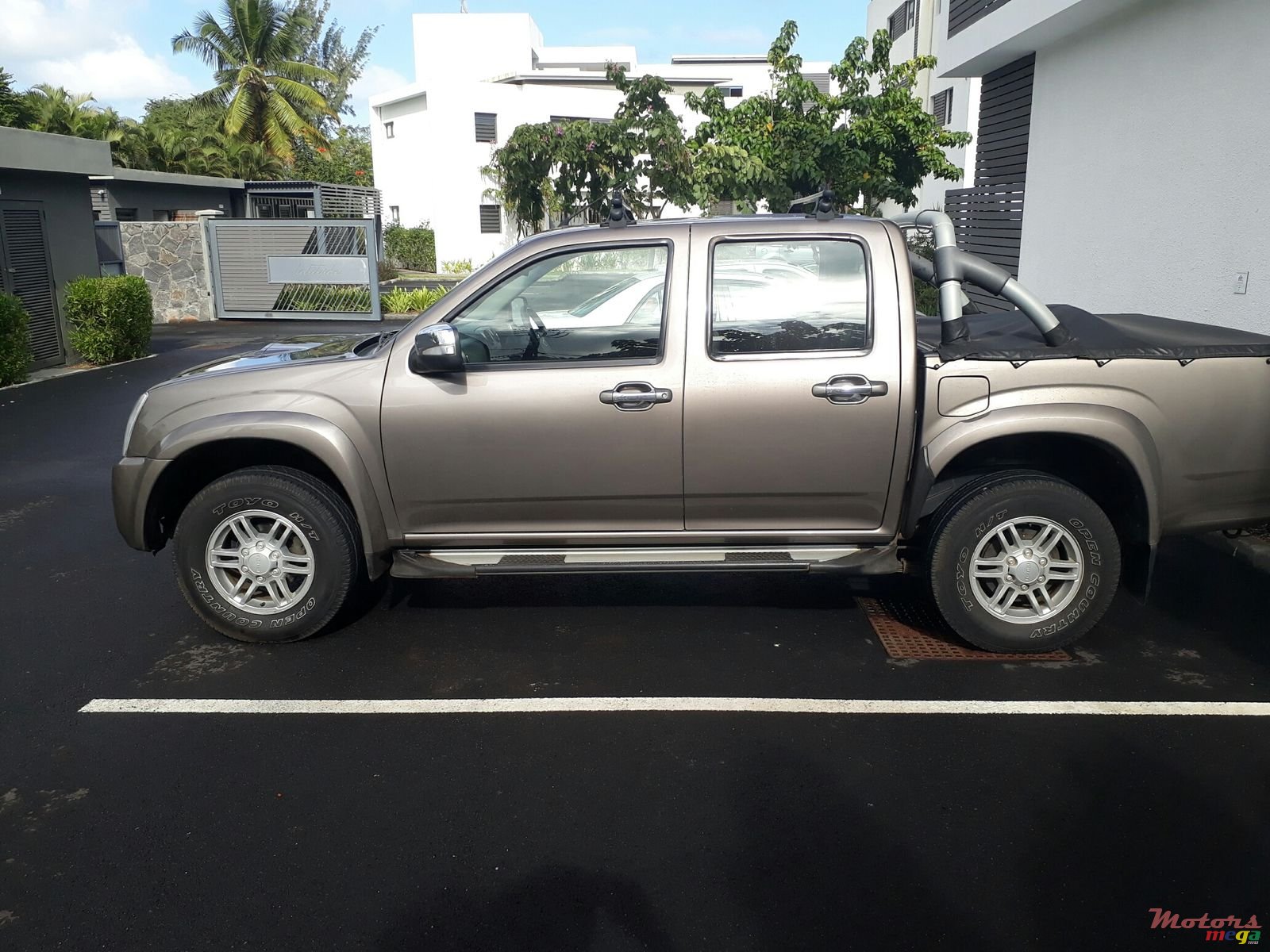 2011' Isuzu KB Series photo #5