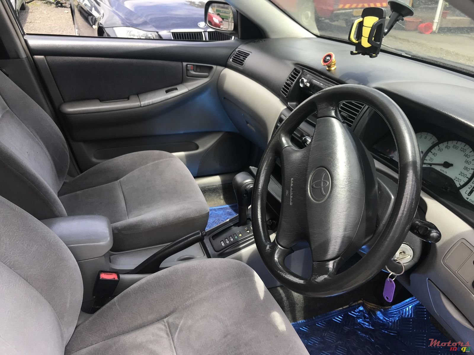 2001' Toyota NZE photo #6