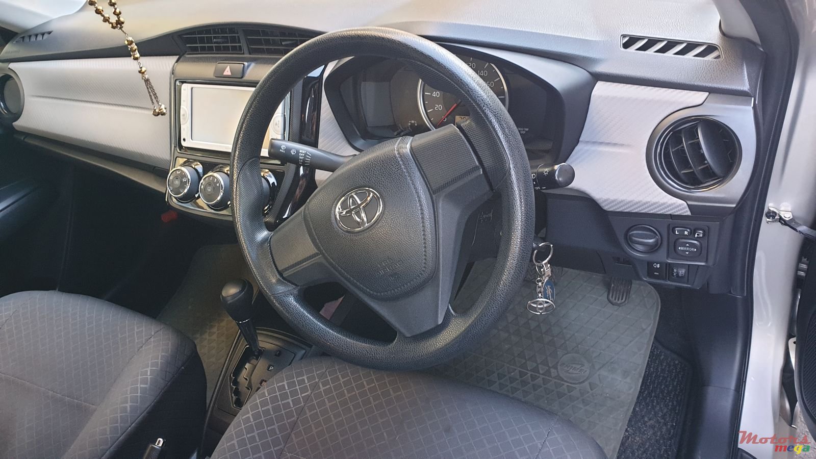 2013' Toyota Axio photo #2