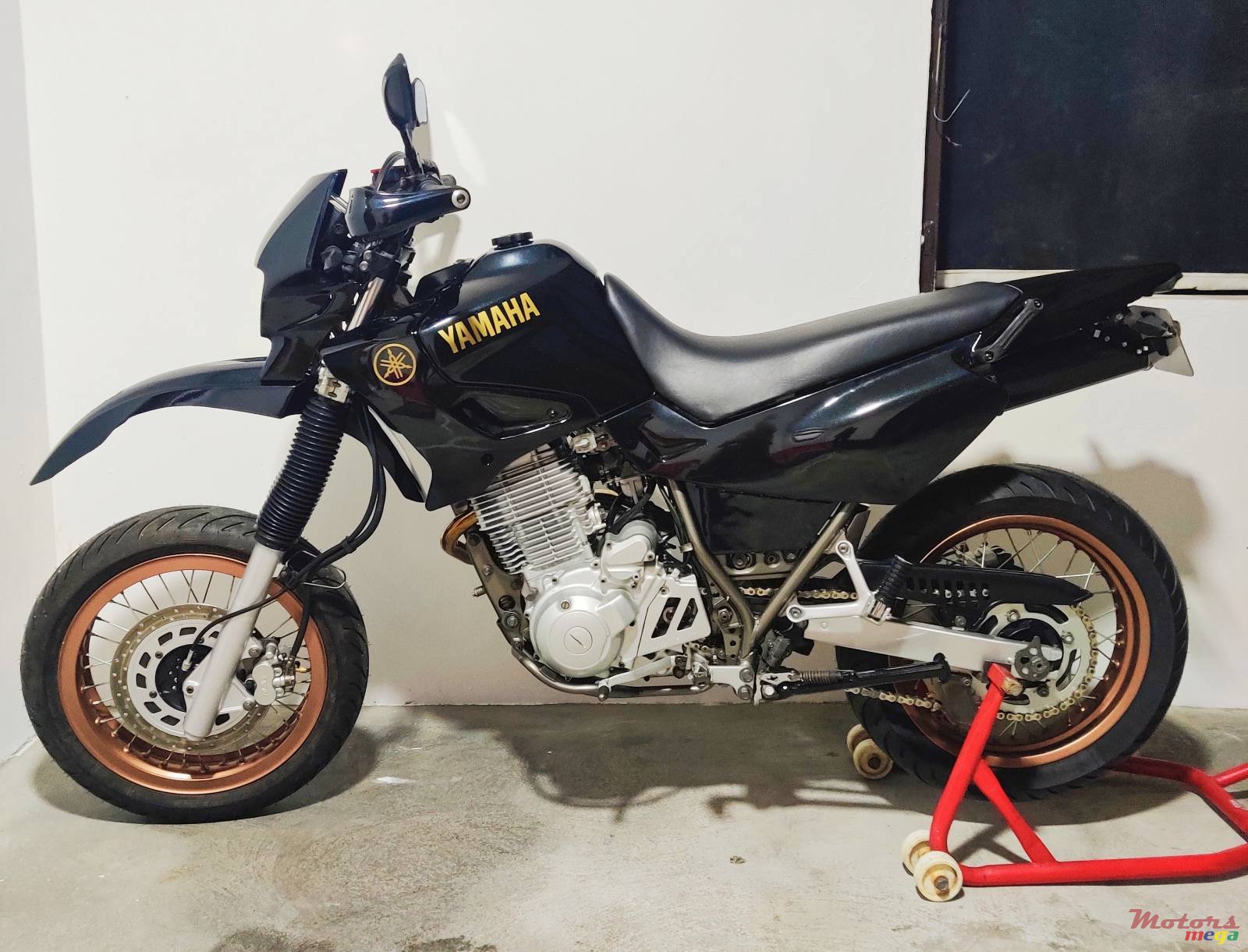 2003' Yamaha XT600E photo #1