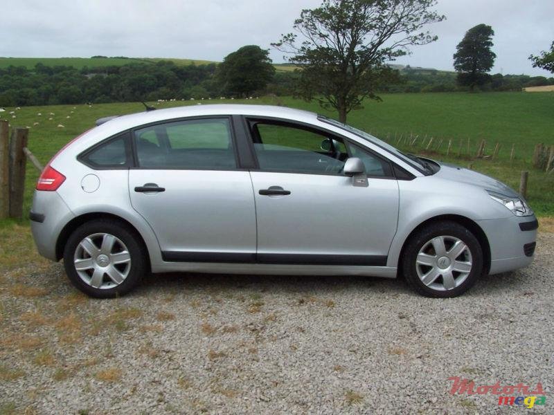 2005' Citroen C4 photo #1