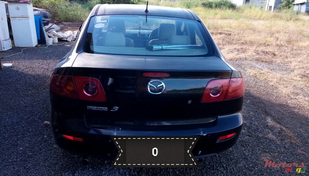 2005' Mazda 3 photo #2