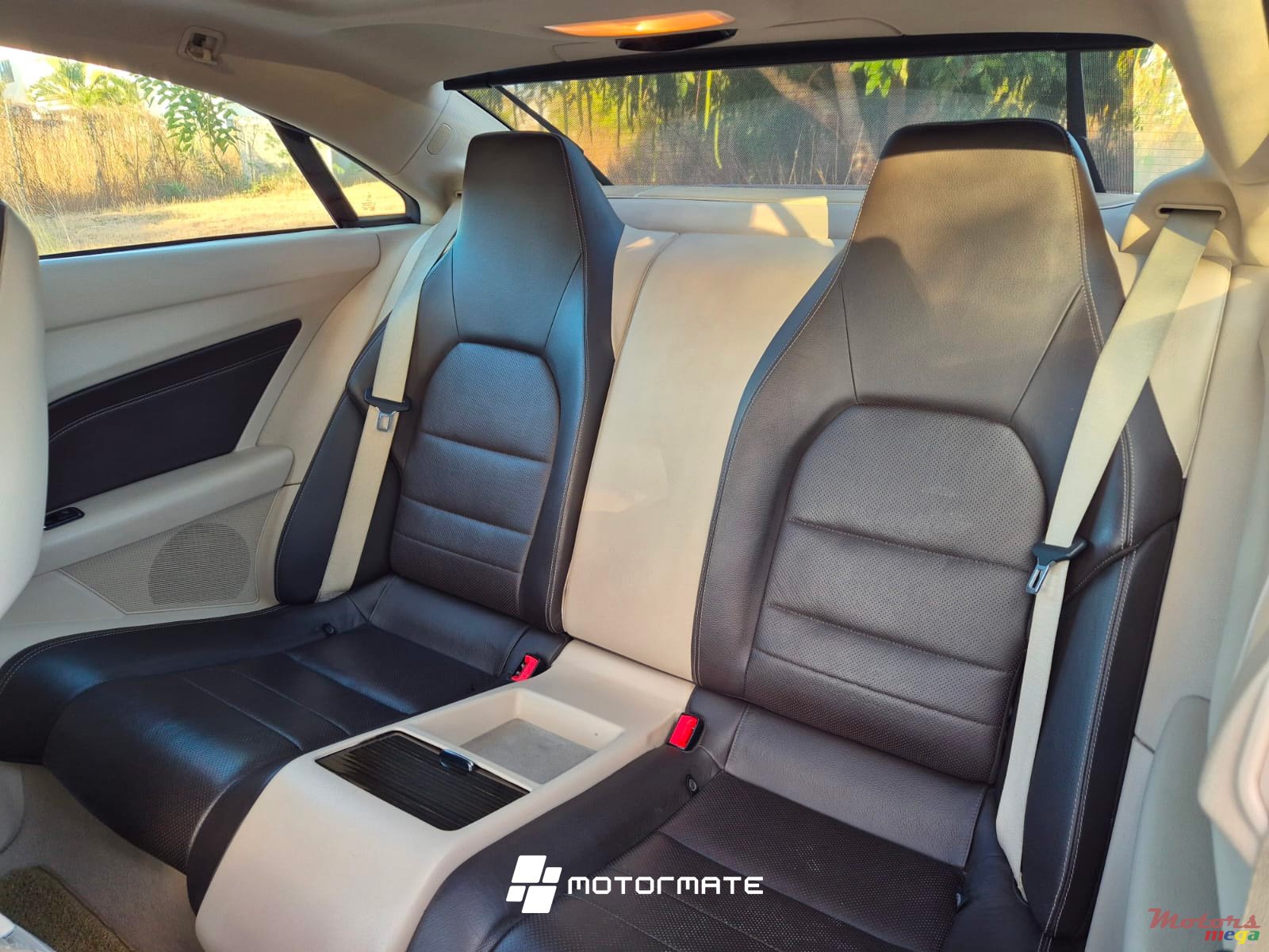 2014' Mercedes-Benz E 250 COUPE photo #4