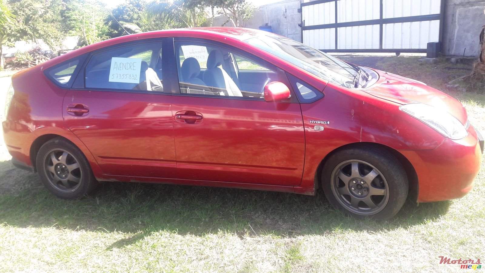 2008' Toyota Prius Alloy wheels photo #5