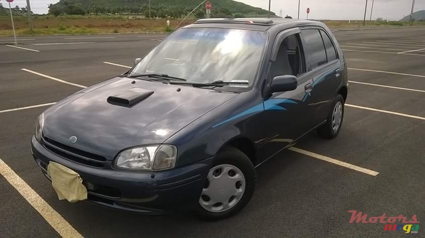 1997' Toyota Starlet photo #1