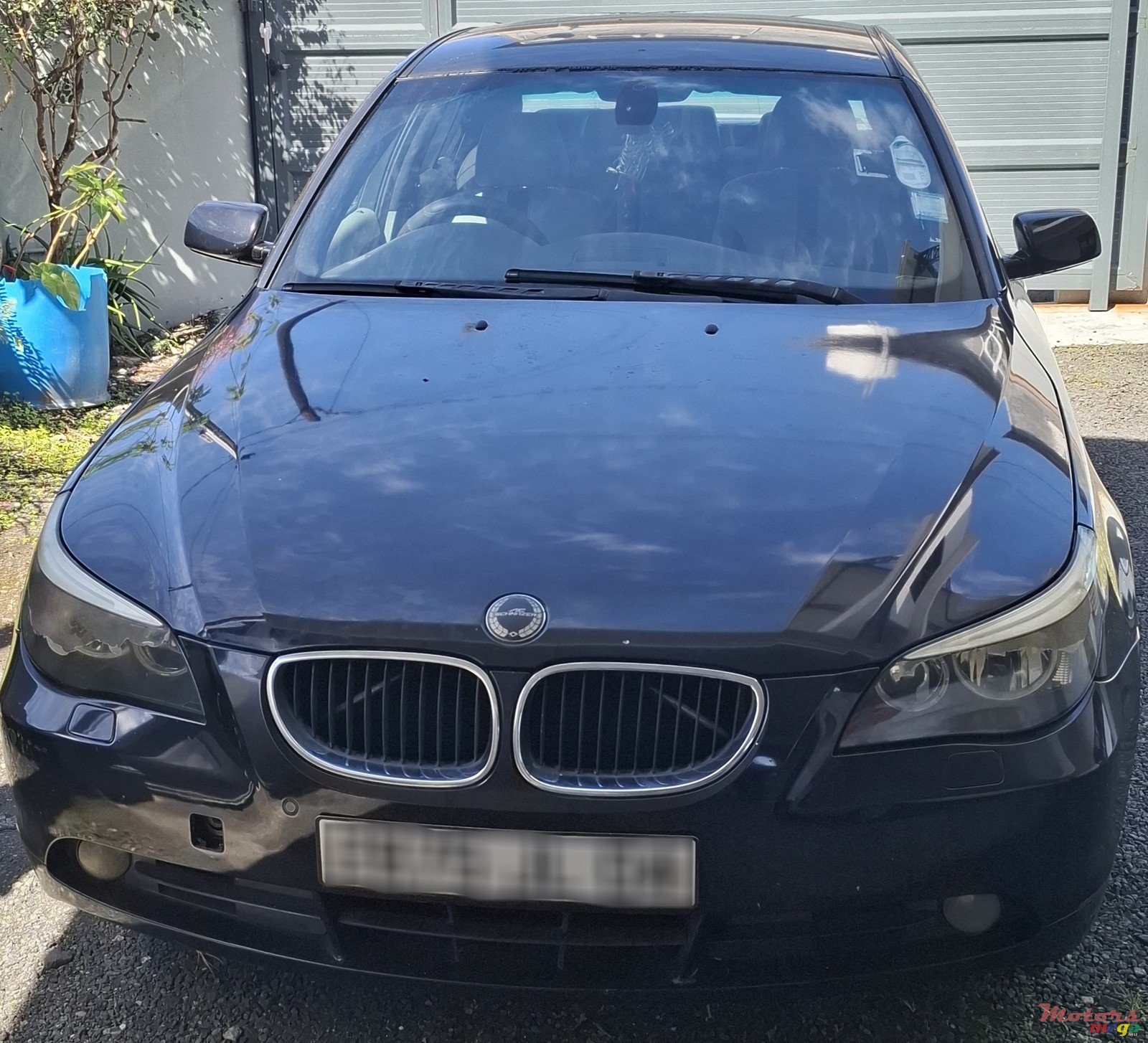 2004' BMW 525 photo #1