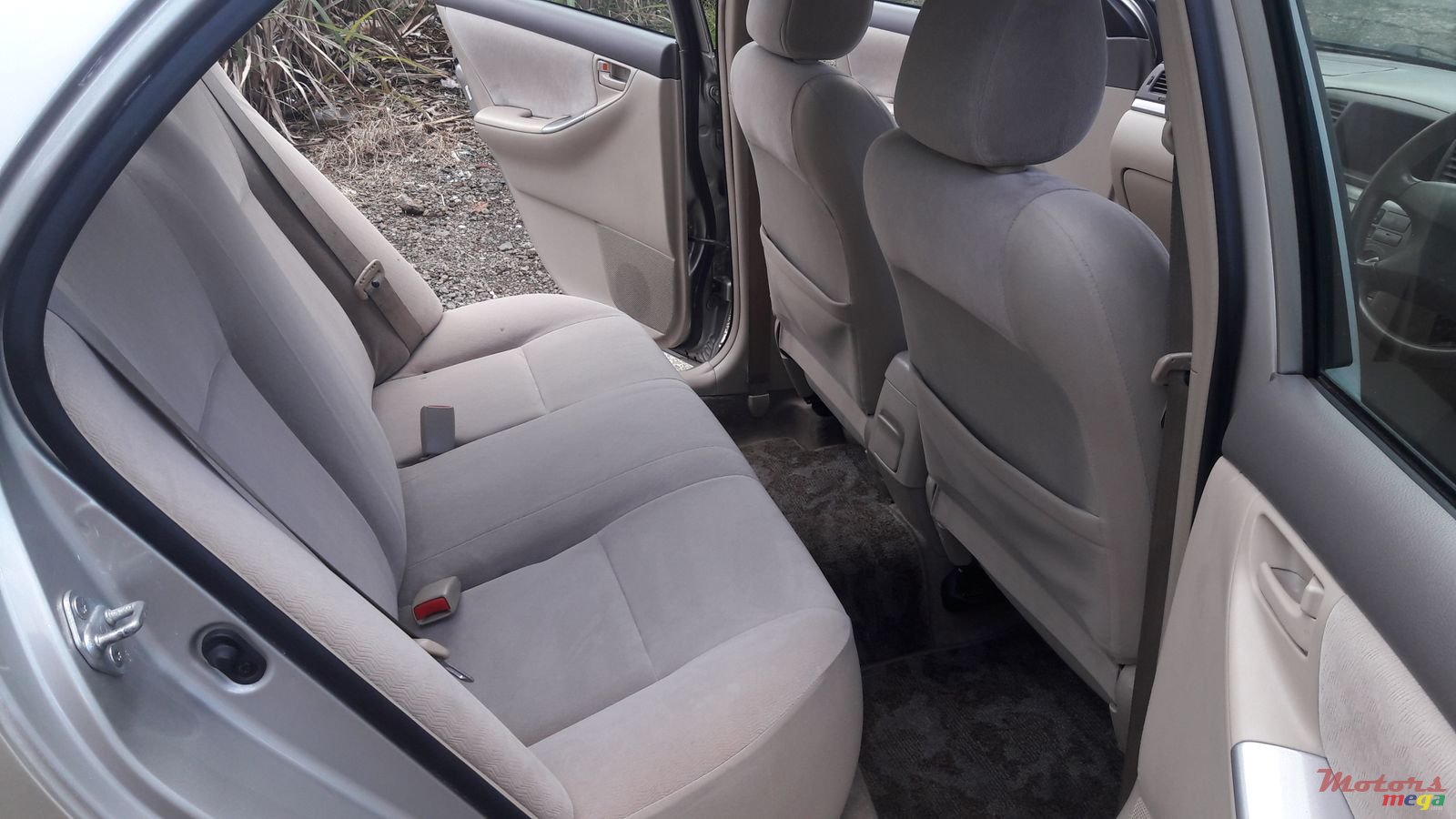 2006' Toyota Corolla Nze 40th anniversary photo #2