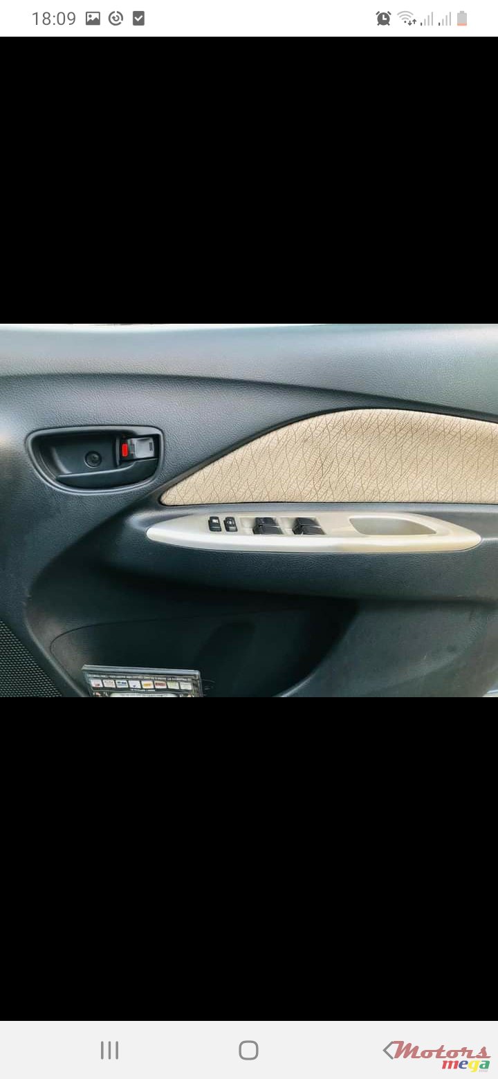 2006' Toyota photo #6