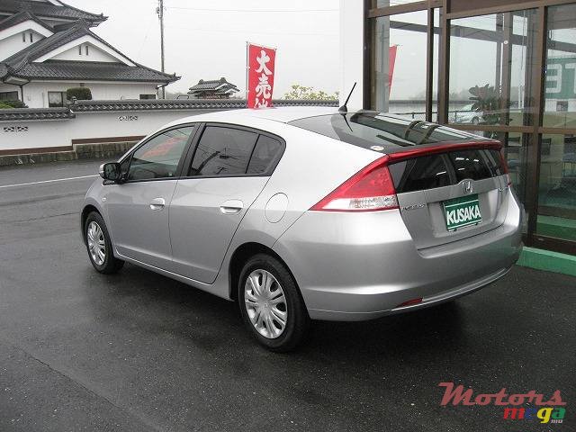 2012' Honda INSIGHT photo #5