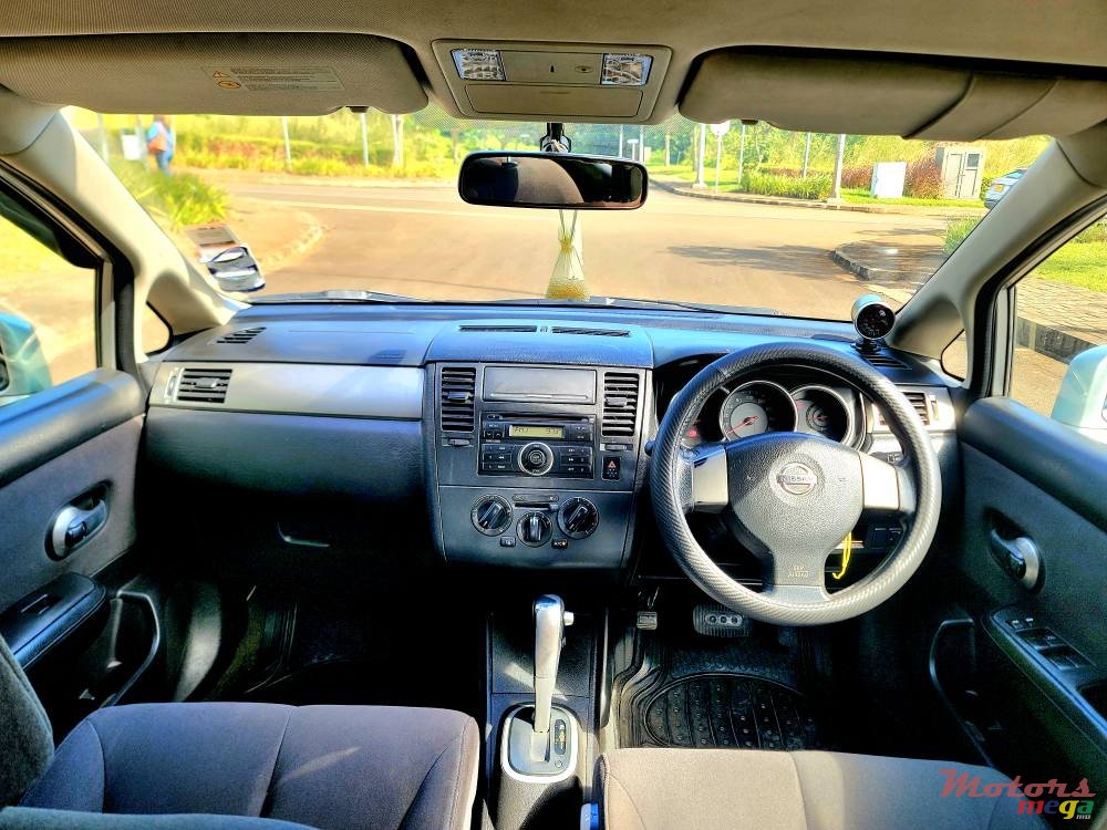 2007' Nissan Tiida photo #7