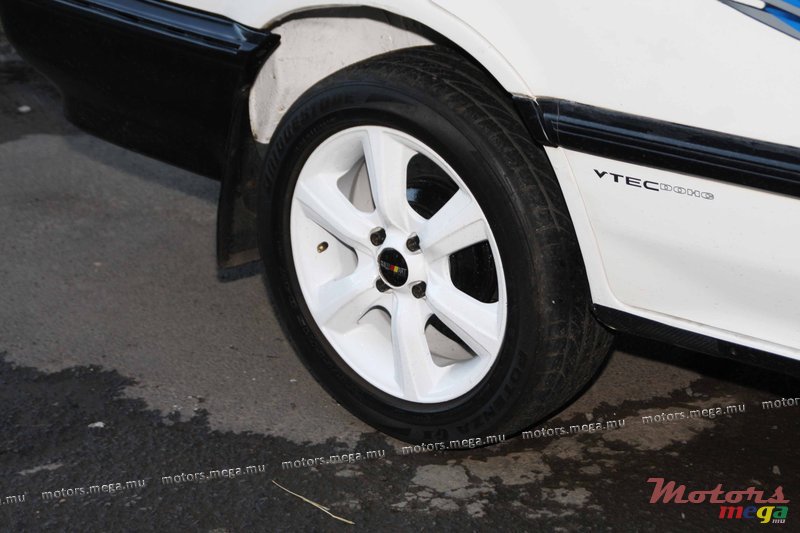 1990' Honda Civic 16vall photo #2