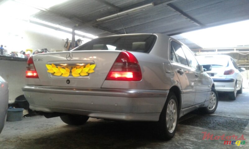 1999' Mercedes-Benz C-Class photo #2