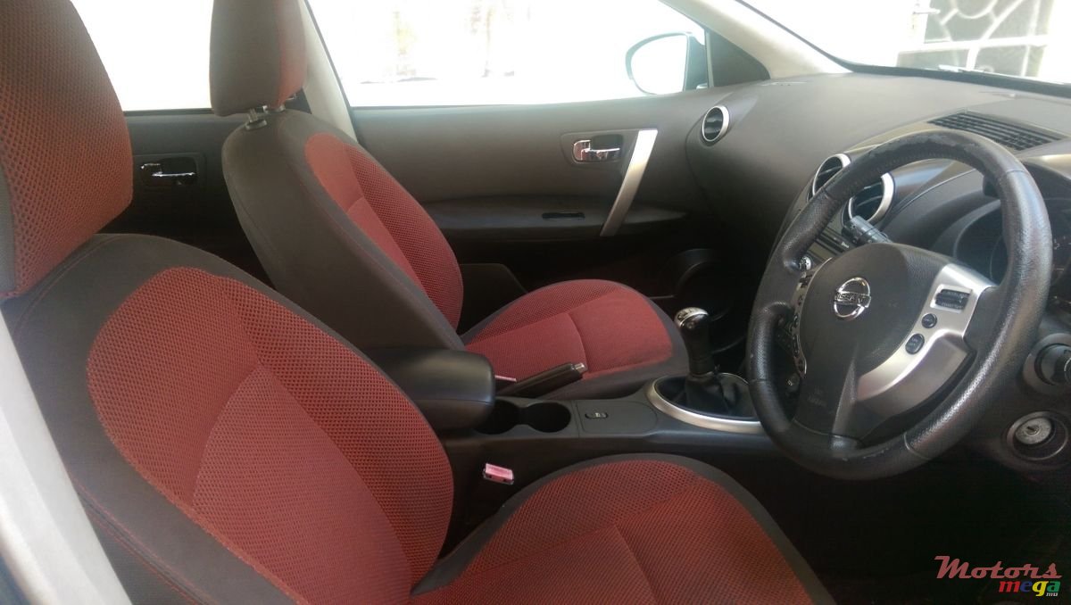2007' Nissan Qashqai Manual 1600cc photo #3