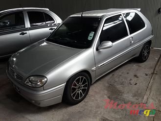 2000' Citroen Saxo photo #1