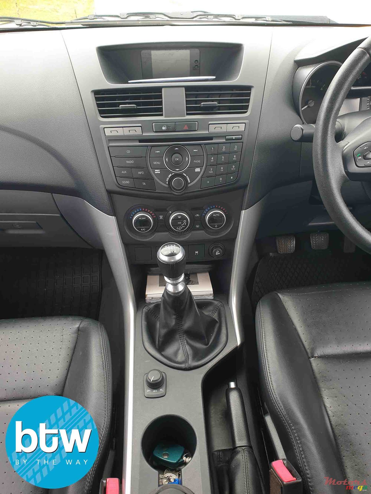 2015' Mazda BT50 photo #5