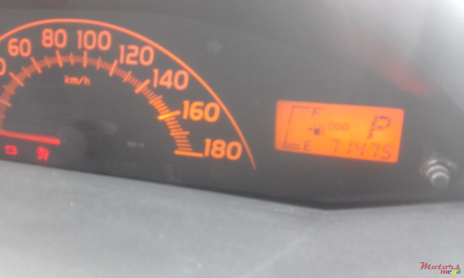 2011' Toyota Vitz nil photo #4