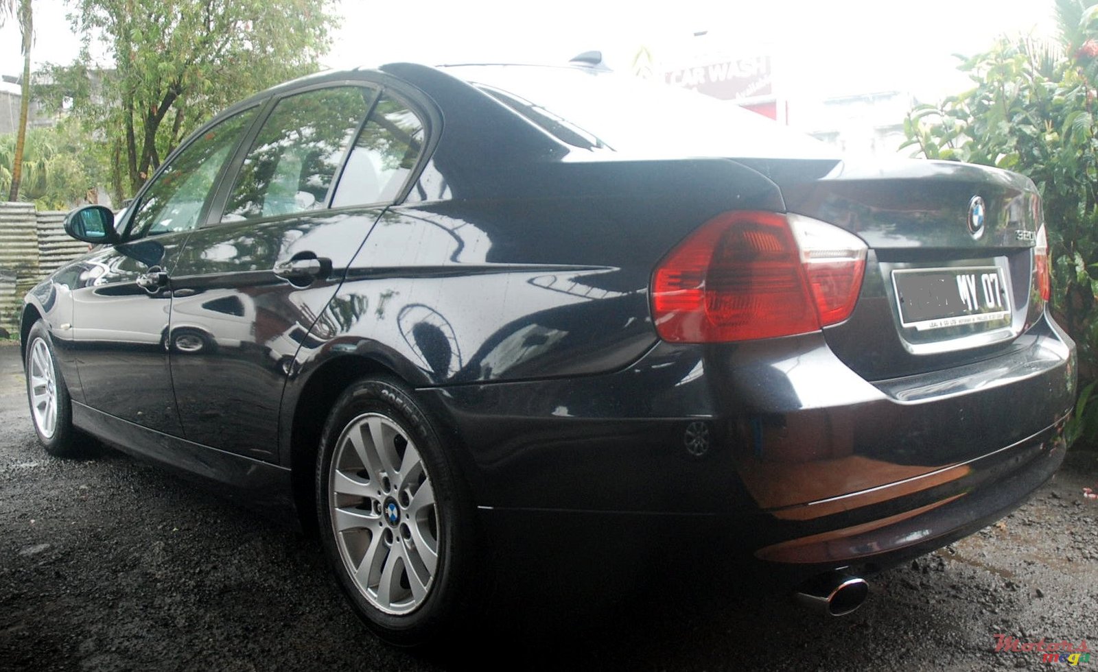 2007' BMW 320 photo #1