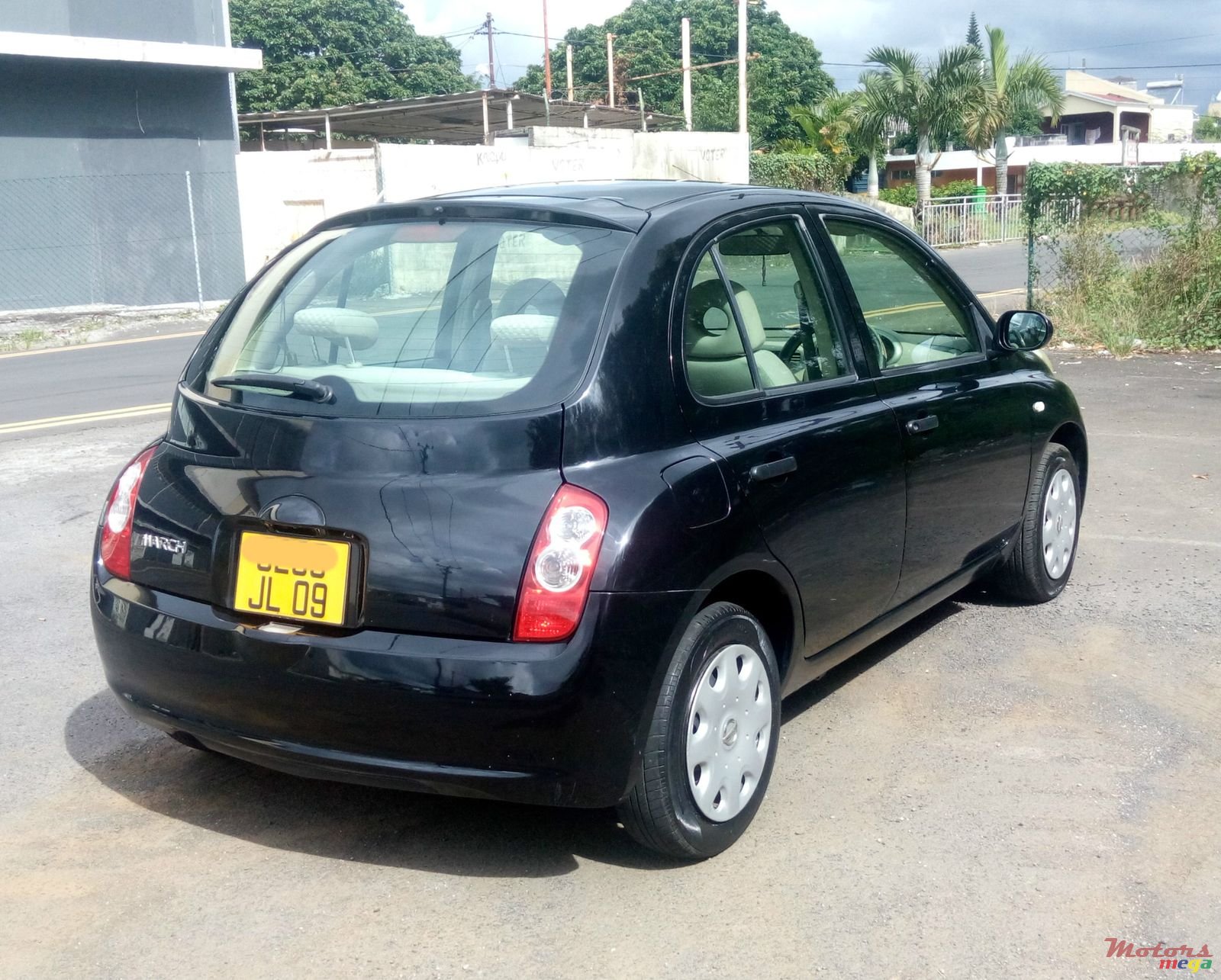 2009' Nissan March photo #2