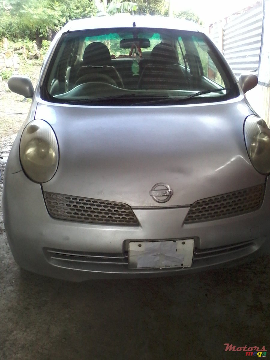 2002' Nissan photo #1