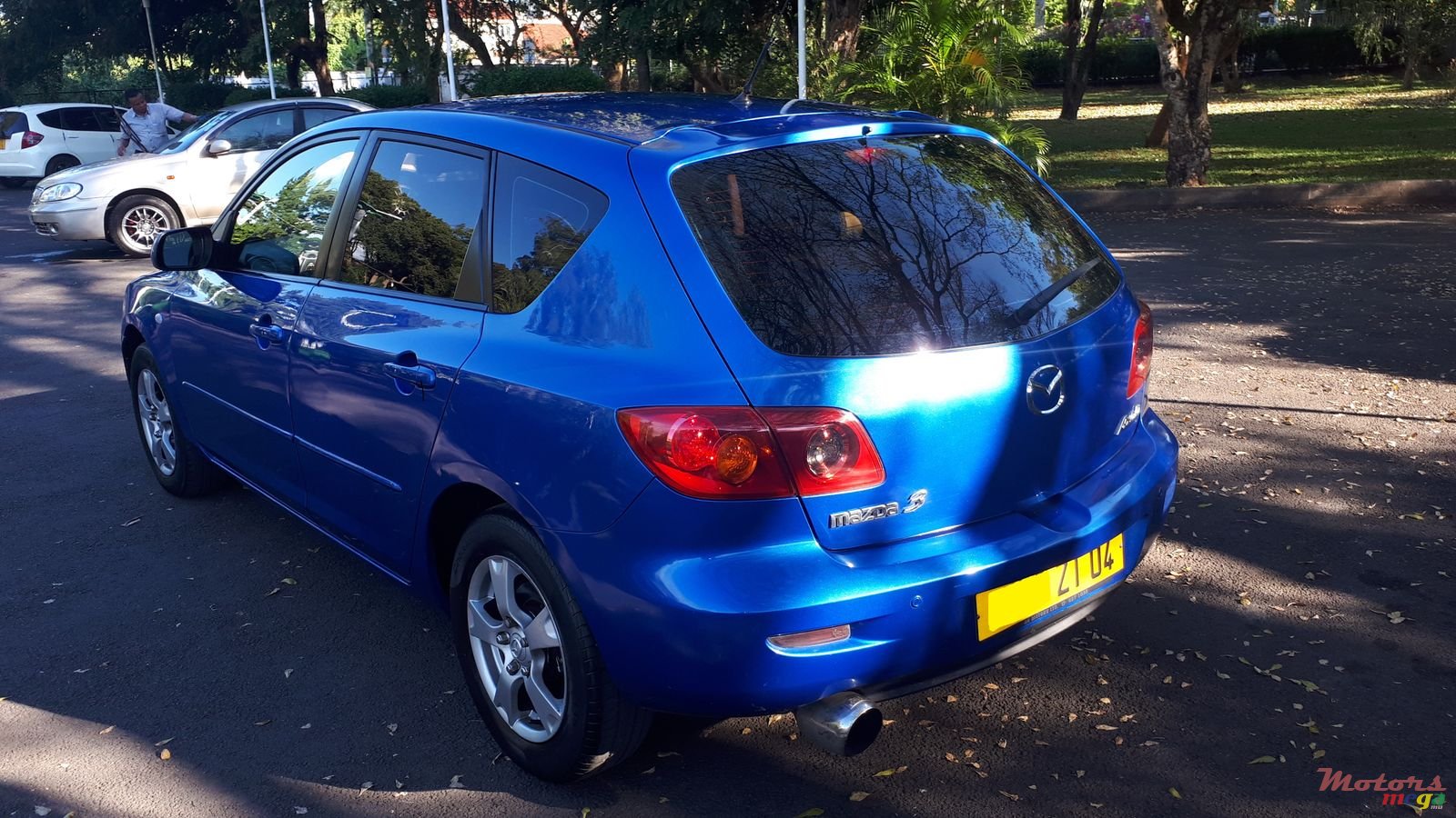 2004' Mazda 3 photo #3