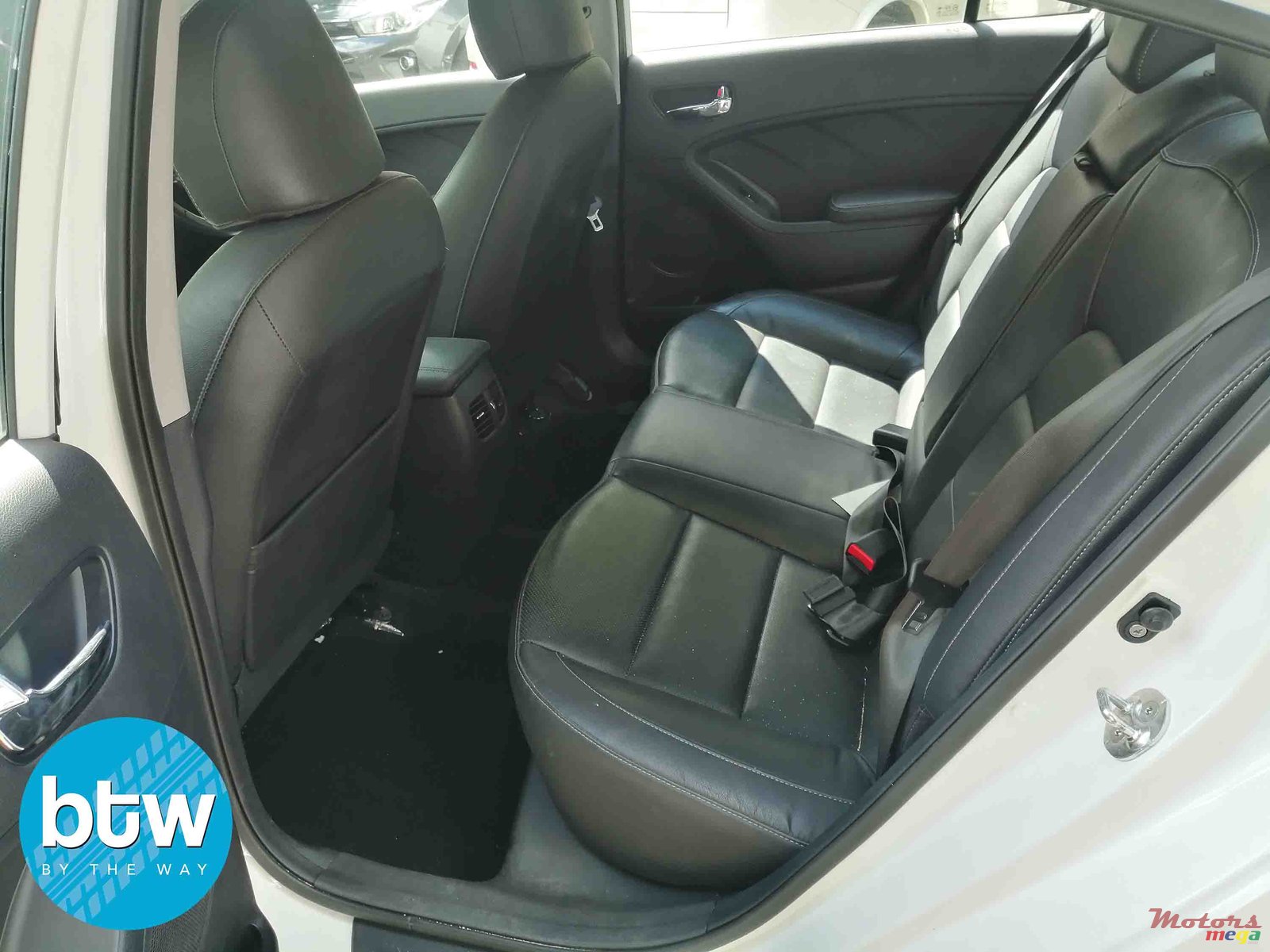 2017' Kia Cerato SX PACK photo #4