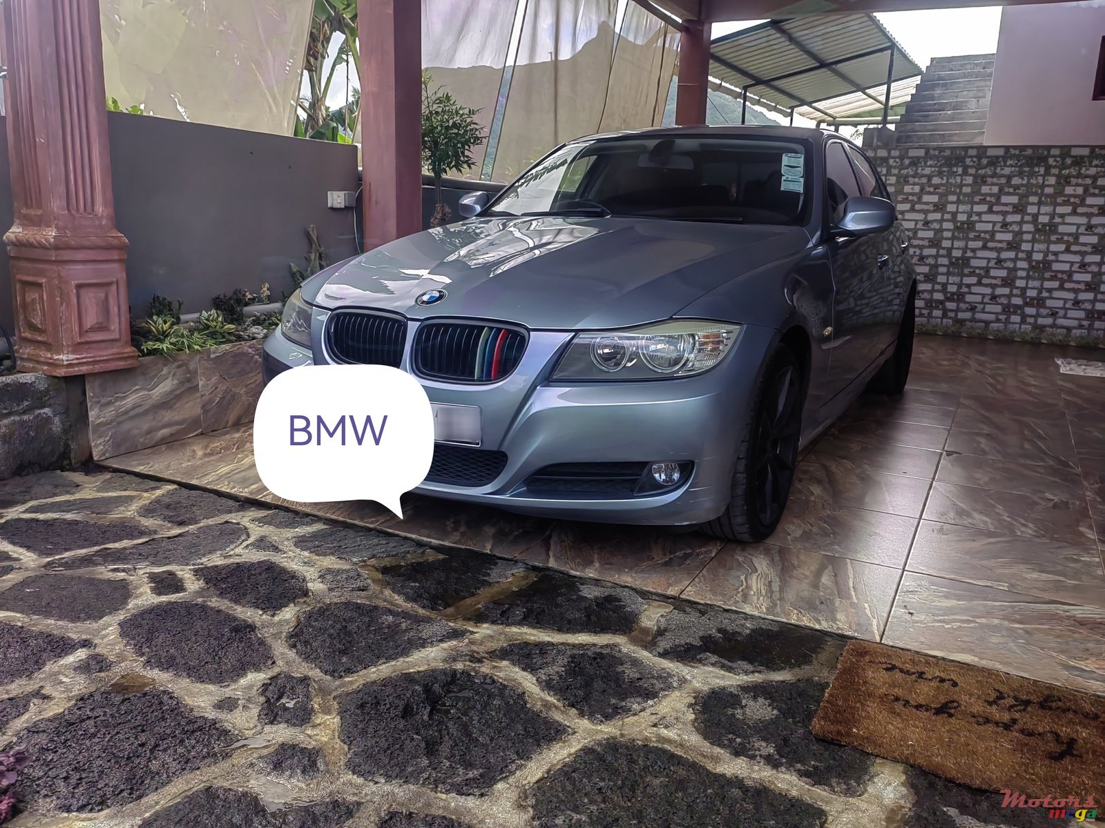 2012' BMW 320 E90 photo #2