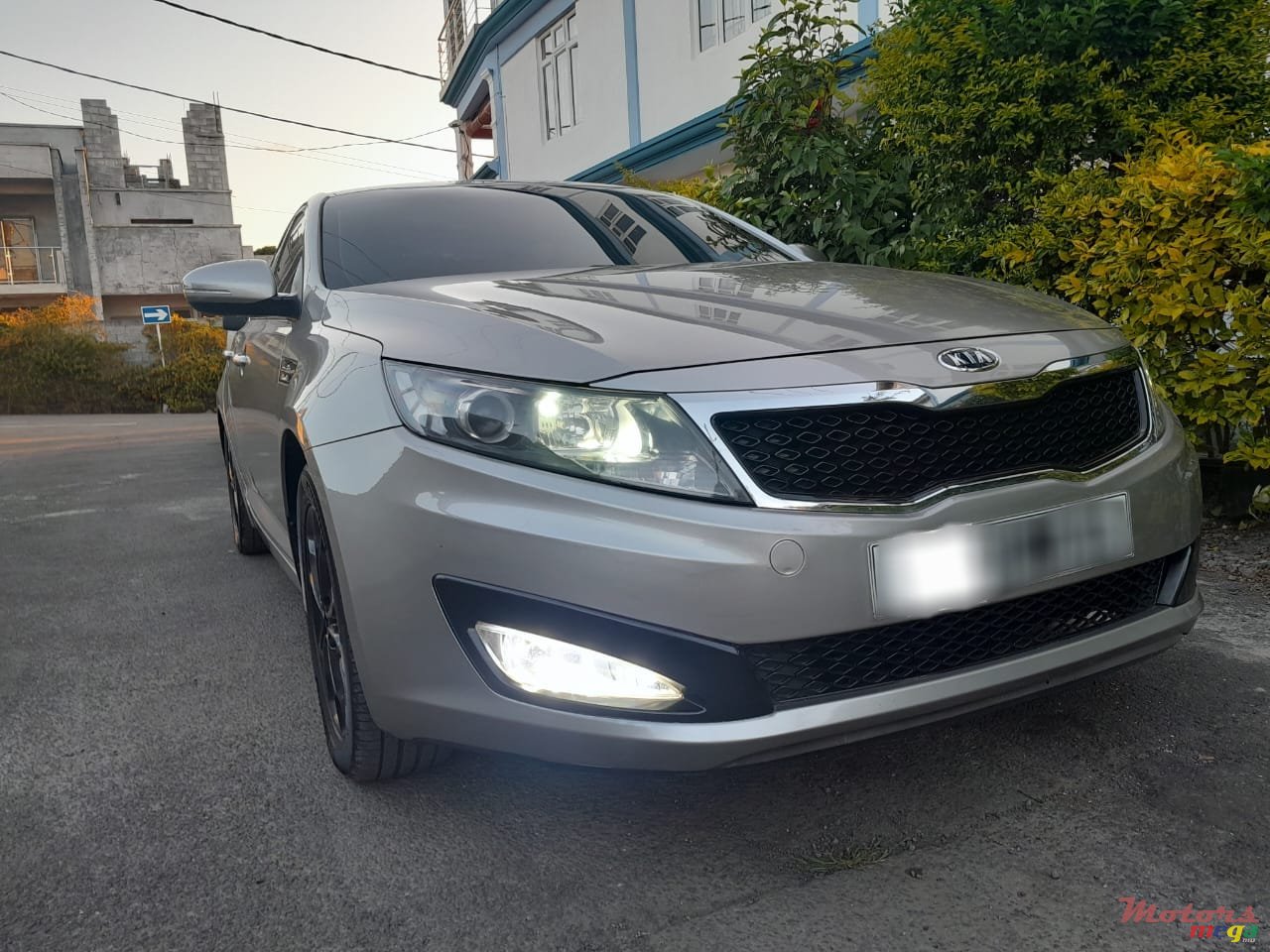 2012' Kia Optima photo #1