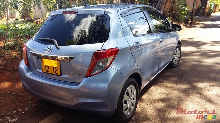 2012' Toyota Vitz photo #1