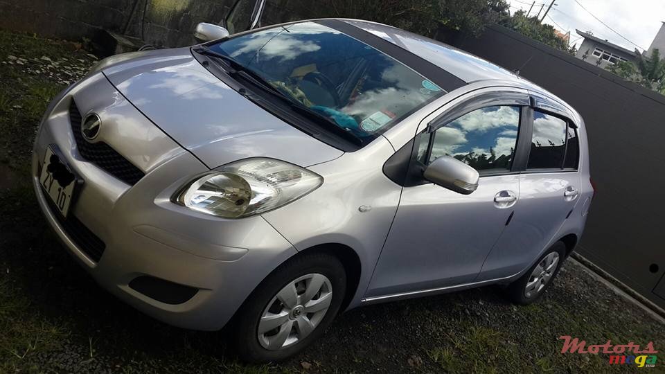 2010' Toyota Vitz photo #1