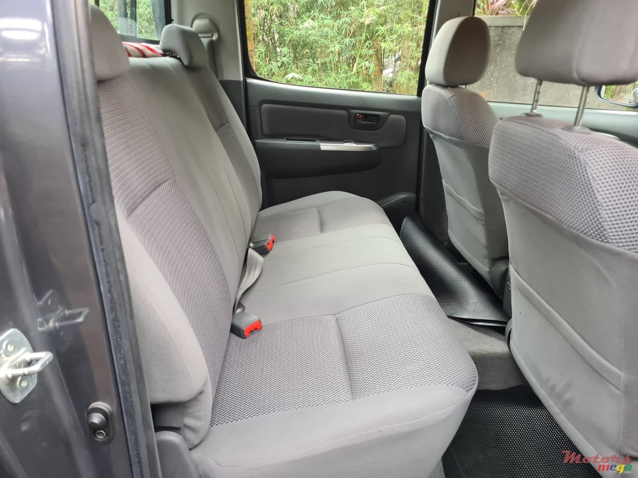 2014' Toyota Hilux photo #7