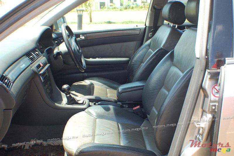 2003' Audi Allroad photo #2