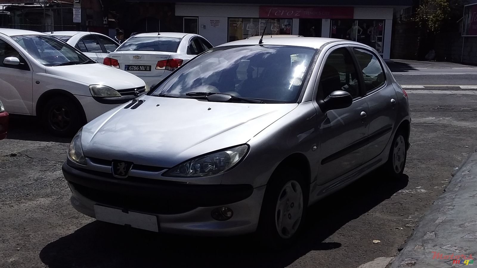 2003' Peugeot 206 photo #2