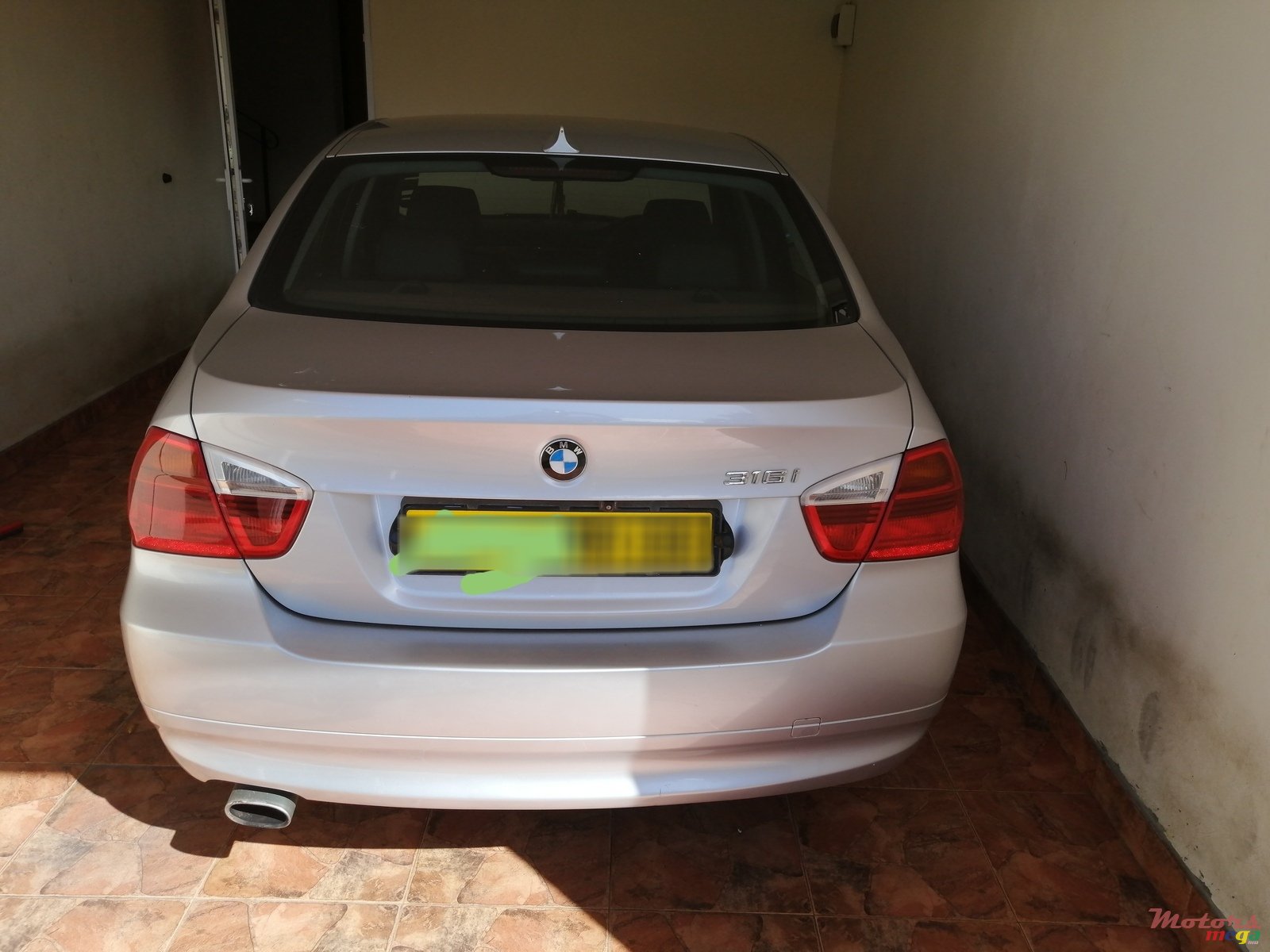 2008' BMW 3 Series photo #3