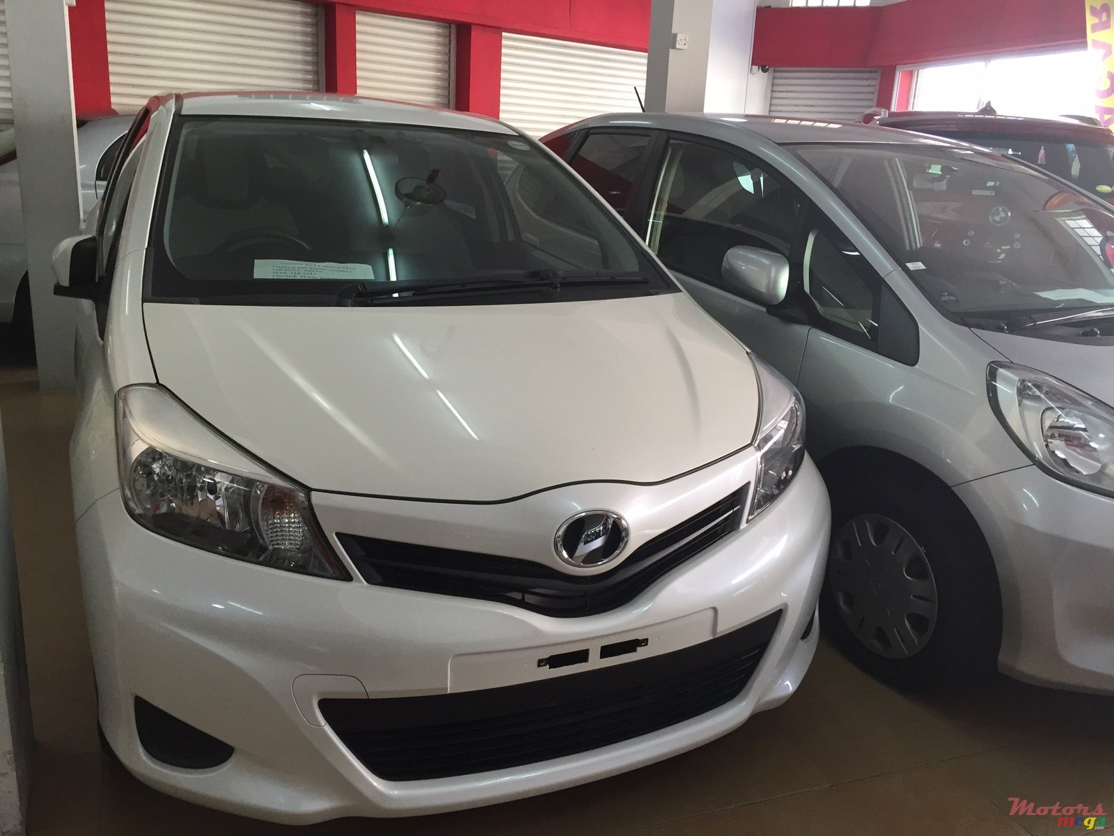 2012' Toyota Vitz Smart Stop photo #1