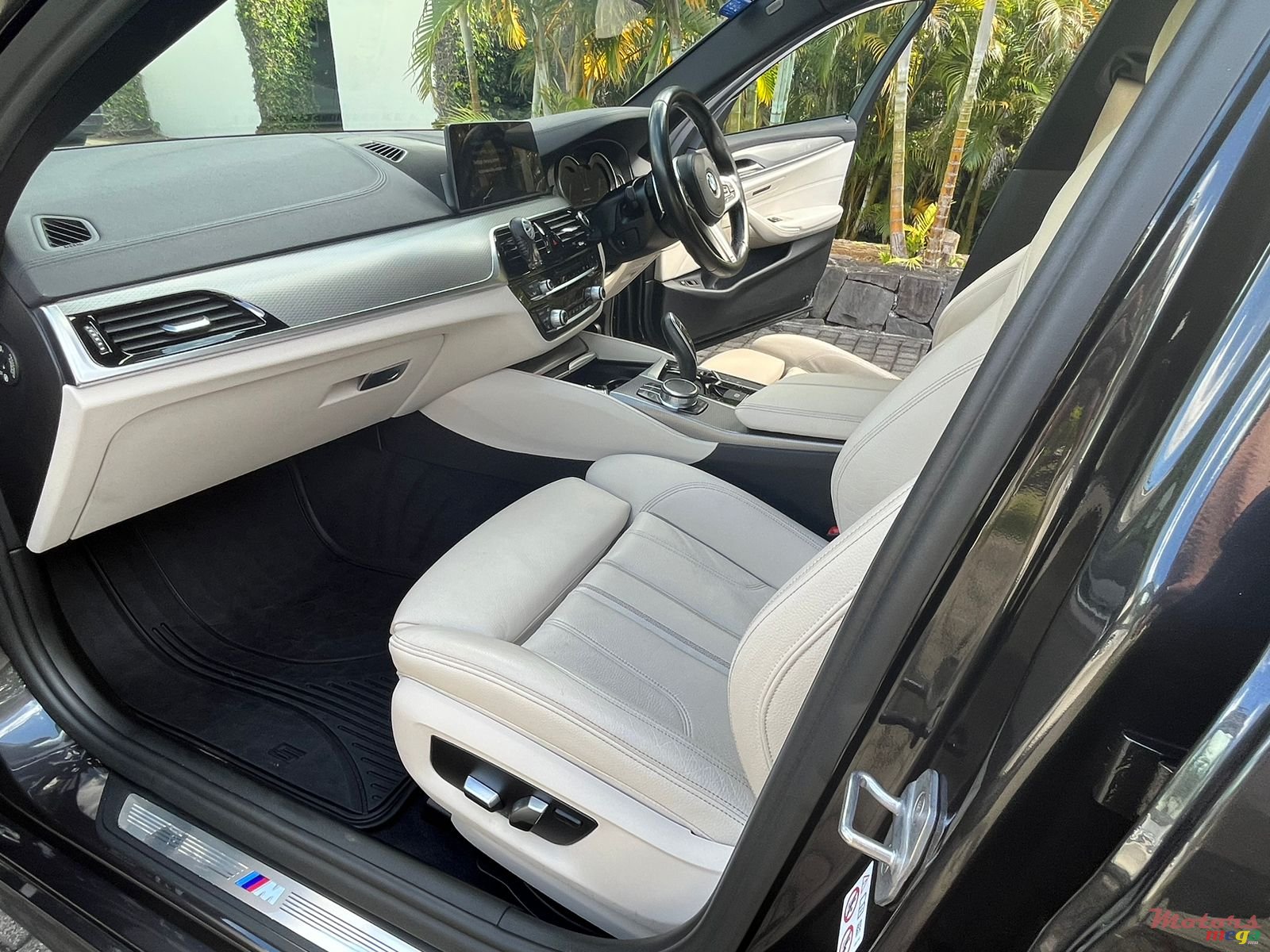 2018' BMW 530 photo #1