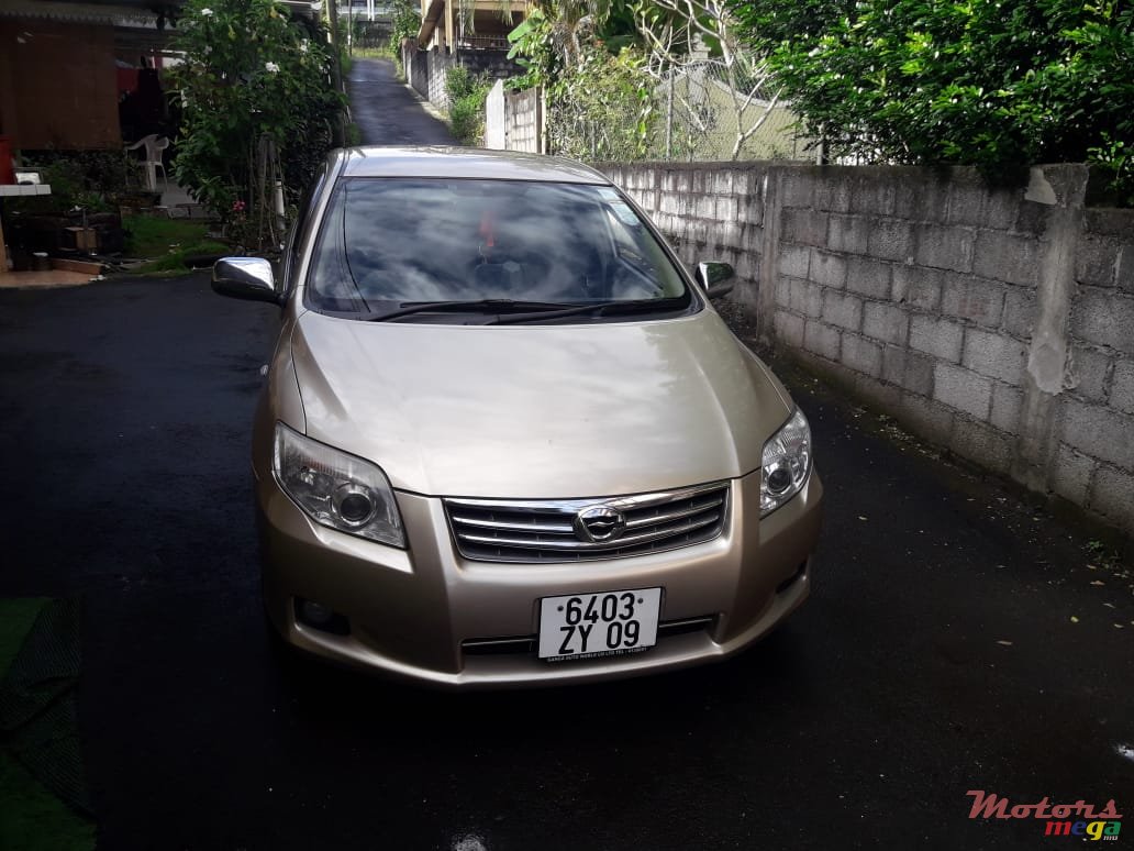 2009' Toyota Axio Executive photo #1