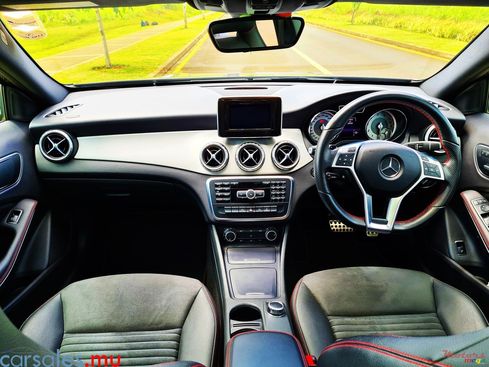 2016' Mercedes-Benz GLA 200 AMG photo #6