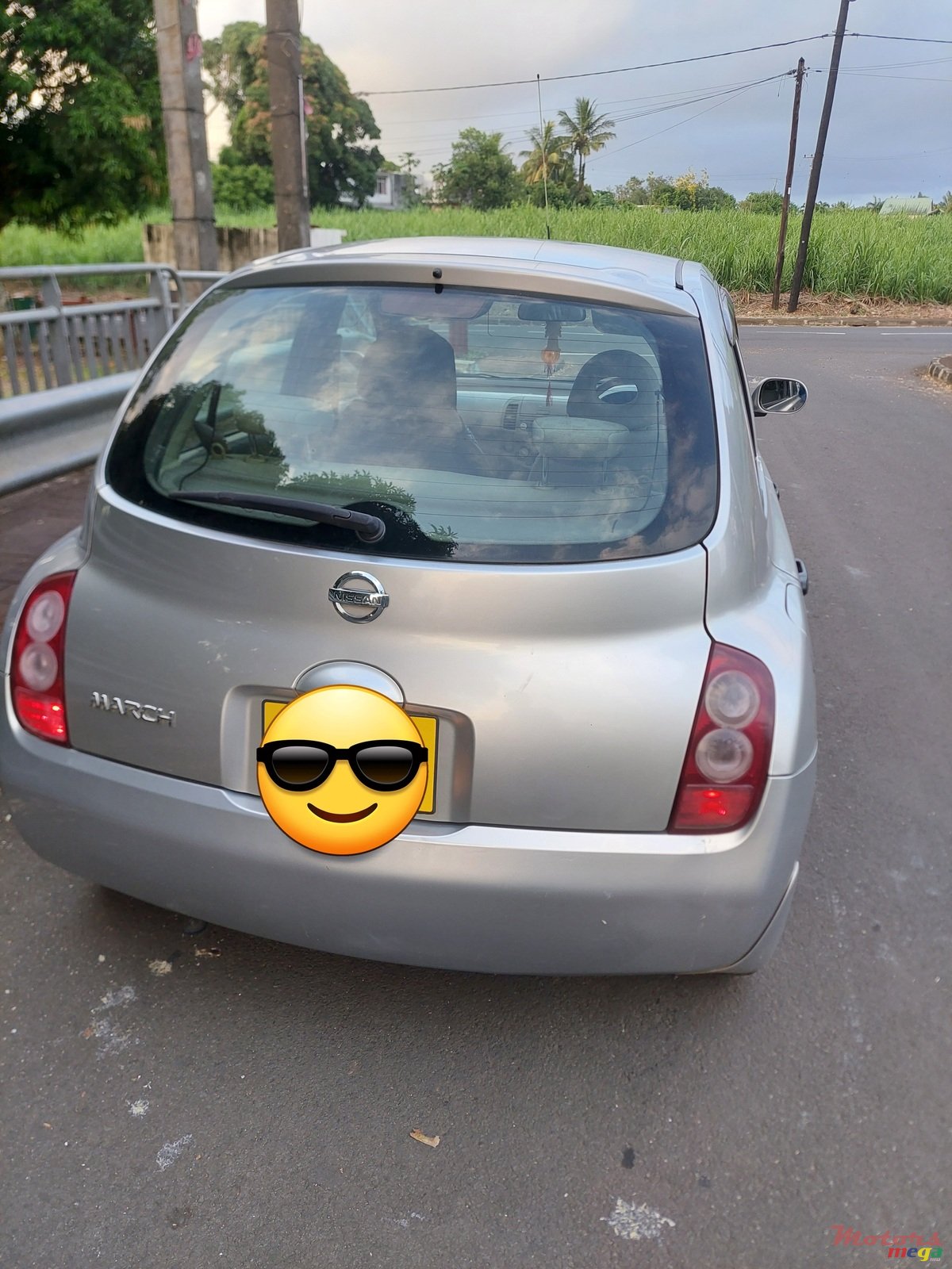 2002' Nissan photo #4