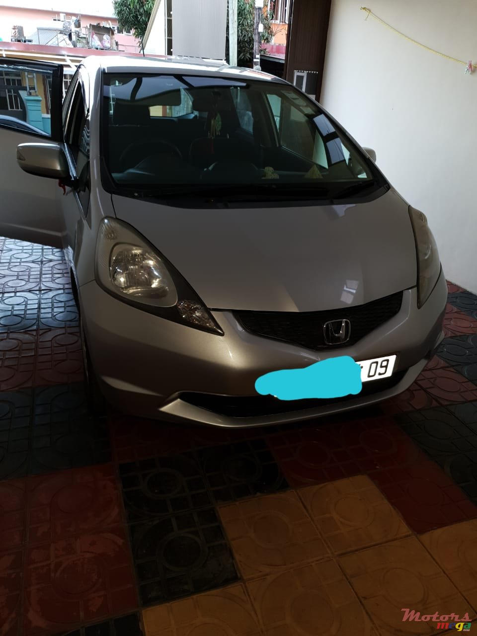 2009' Honda Fit Original photo #1