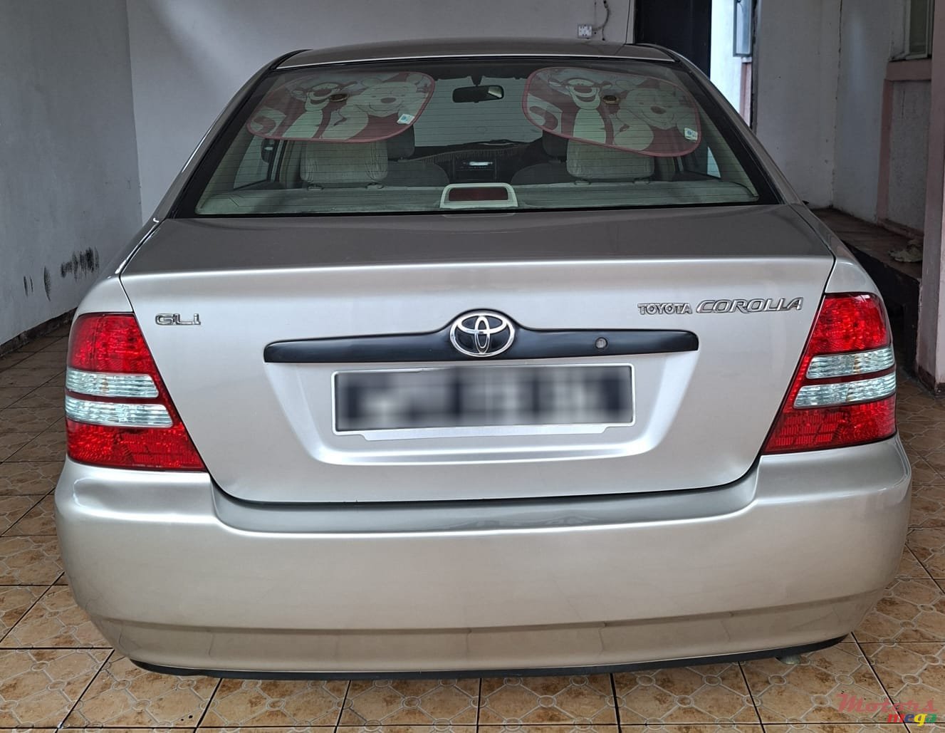2004' Toyota Corolla photo #1