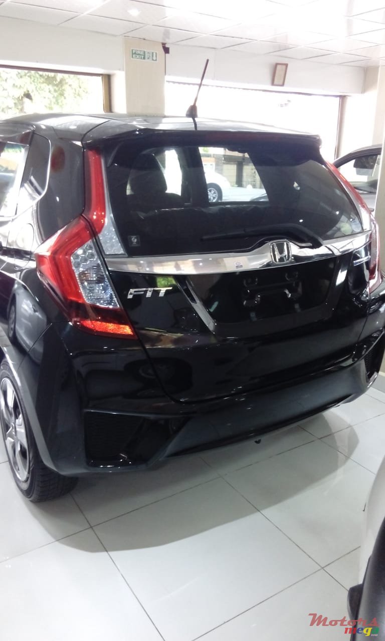 2017' Honda fit Hybrid photo #7
