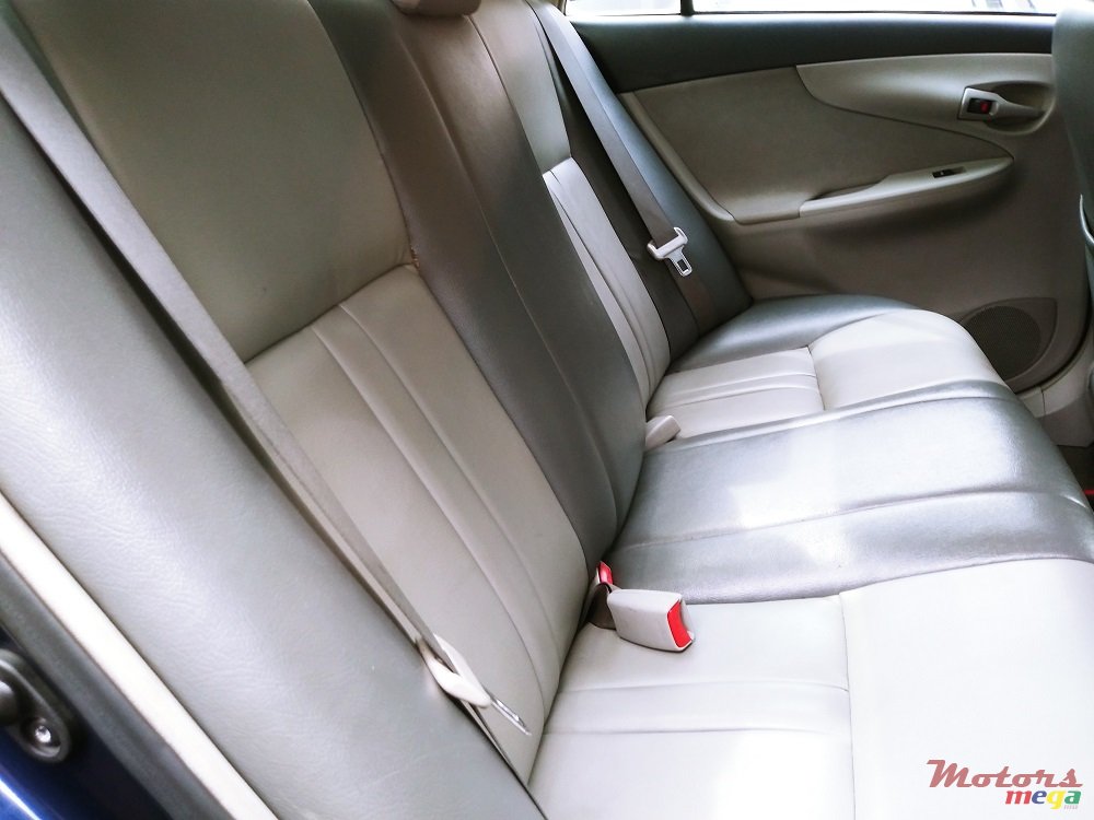 2007' Toyota Axio photo #6