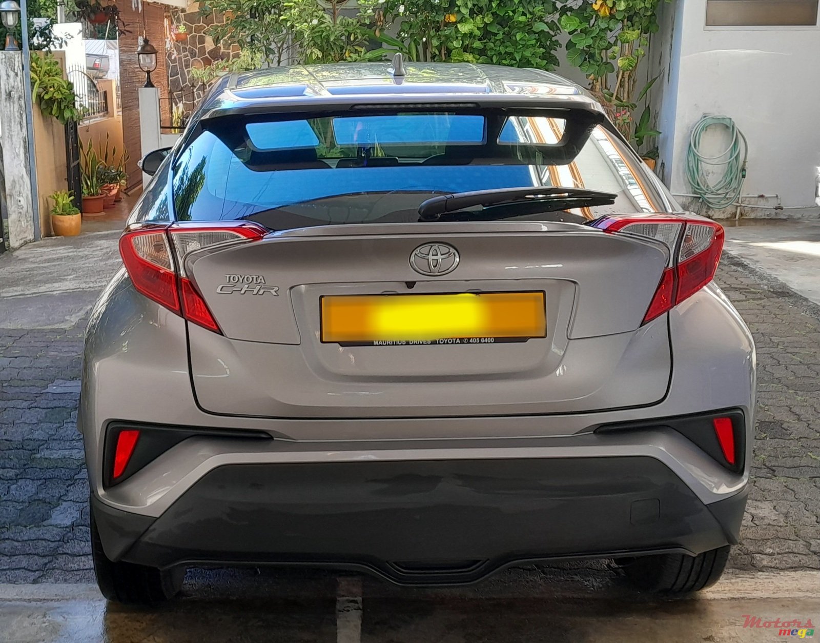 2019' Toyota C-HR photo #3