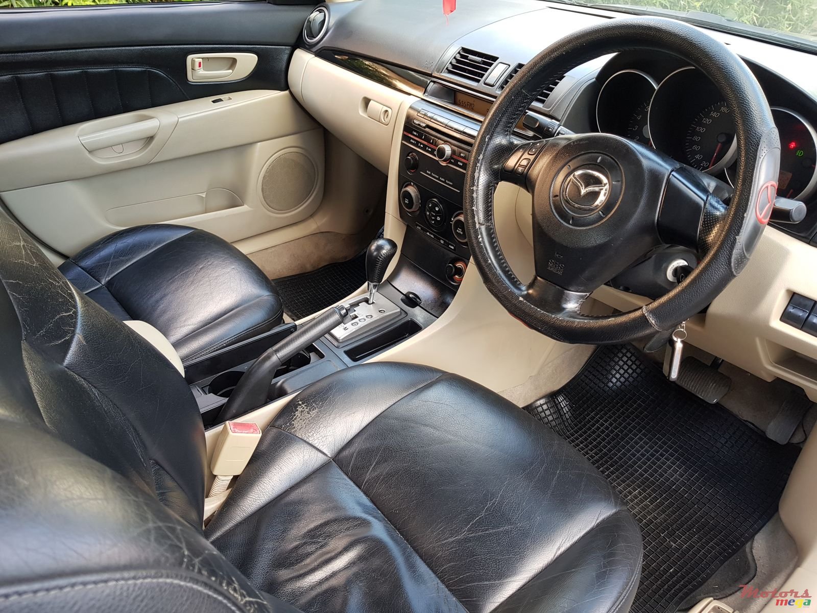 2004' Mazda lux automatic photo #6