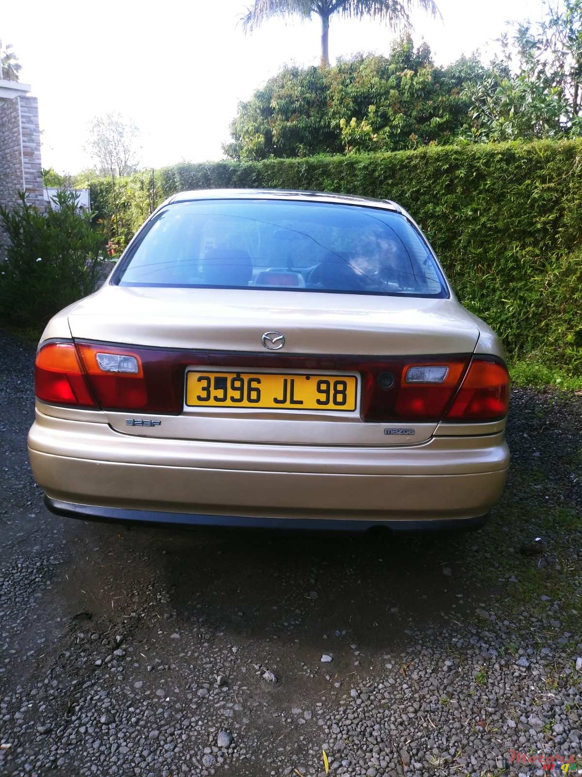 1998' Mazda 323 photo #2