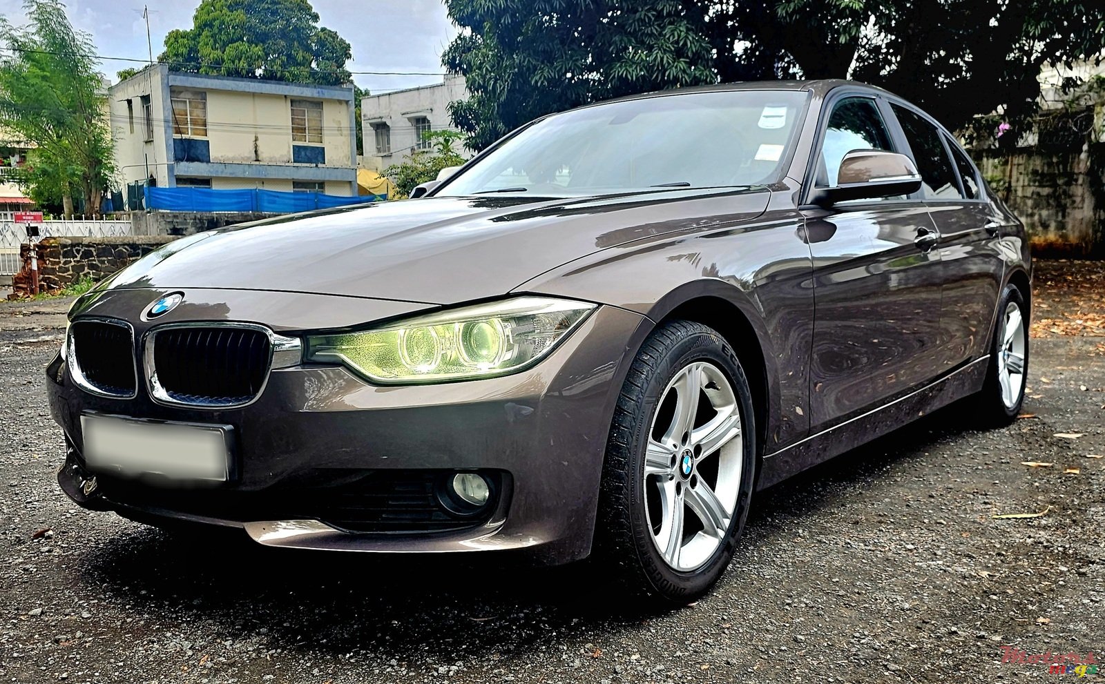 2013' BMW 328 photo #1