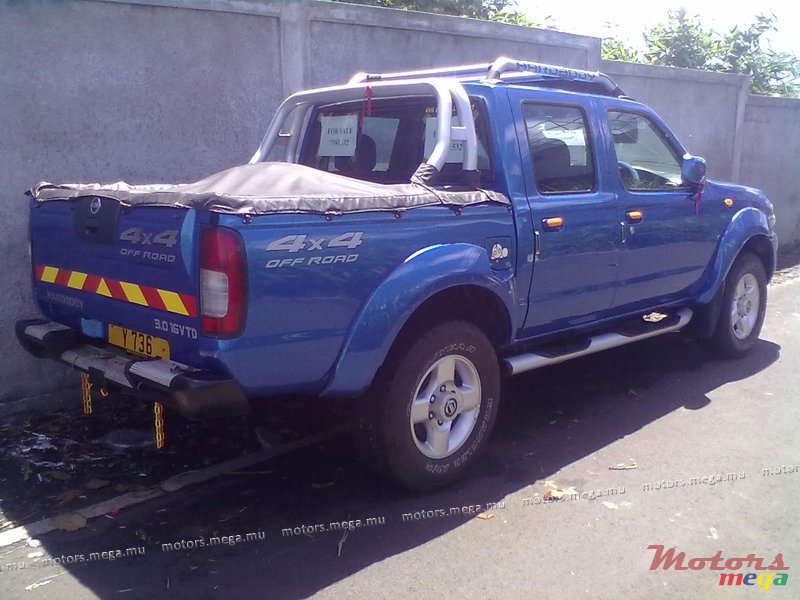 2004' Nissan Hardbody Nil photo #2