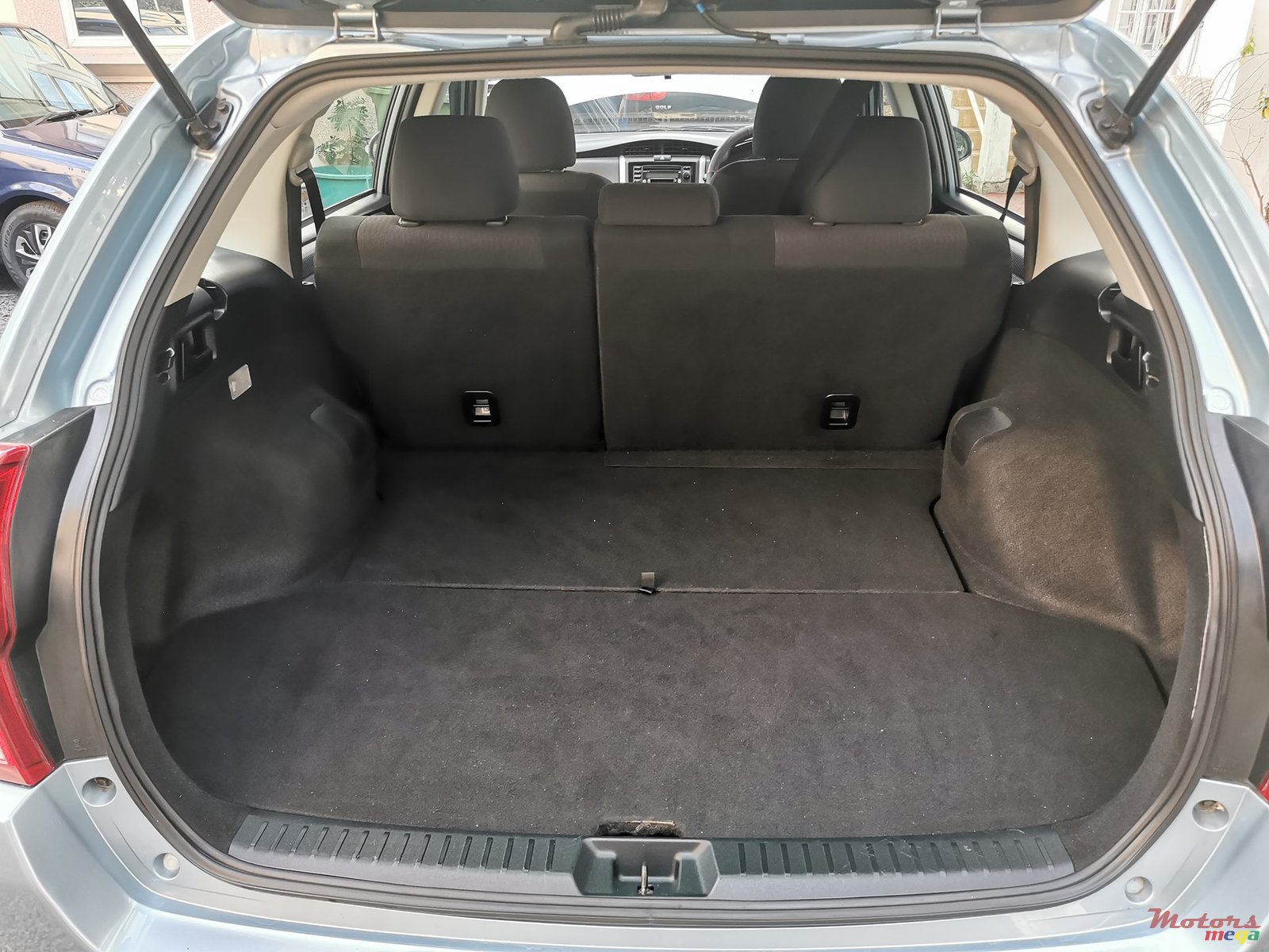 2014' Toyota Fielder Hybrid photo #7