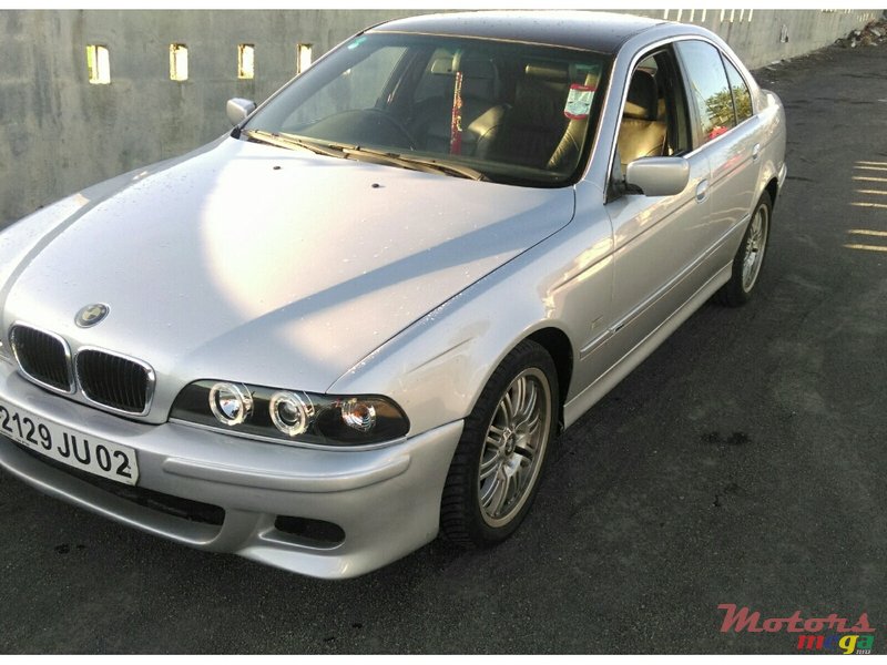 2002' BMW 525 photo #3